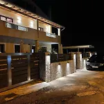 Natashas Apartments
